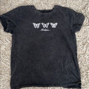 Hollister t shirt!